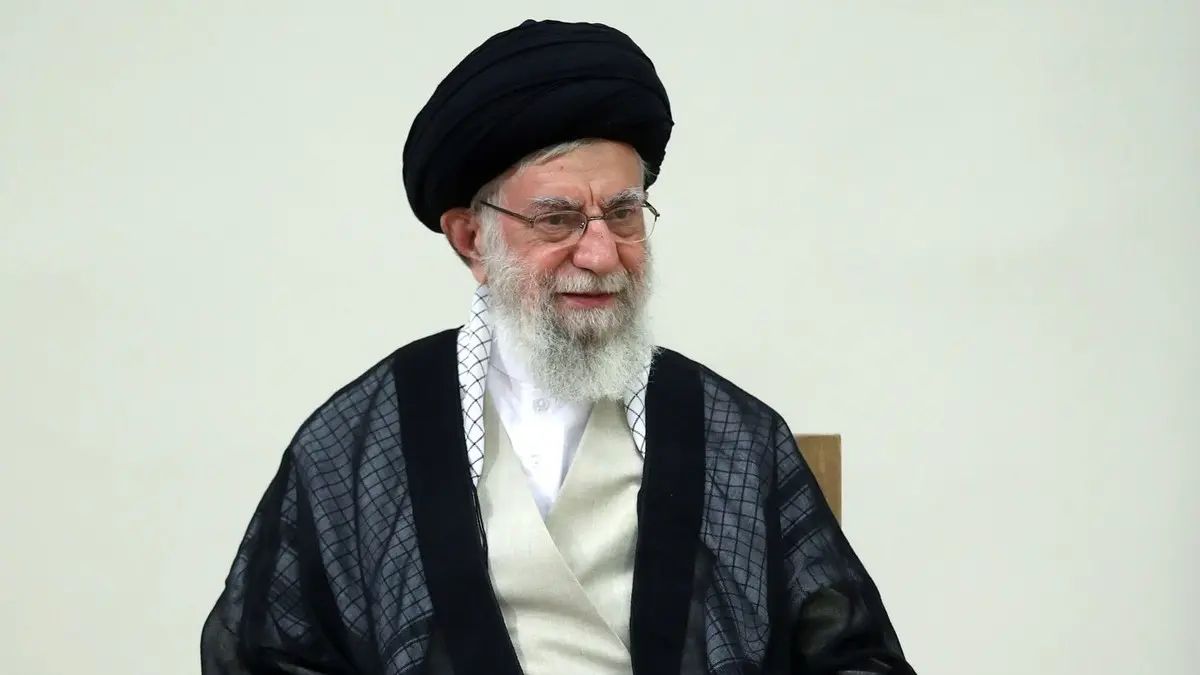 عەلی خامنەیی، ڕێبەری باڵای ئێران