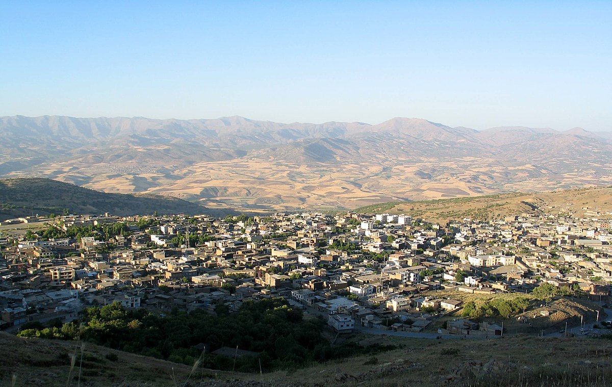 كۆڵبەرێكی دیكەی كورد بە تەقەی هێزە ئەمنییەكانی ئێران کوژرا