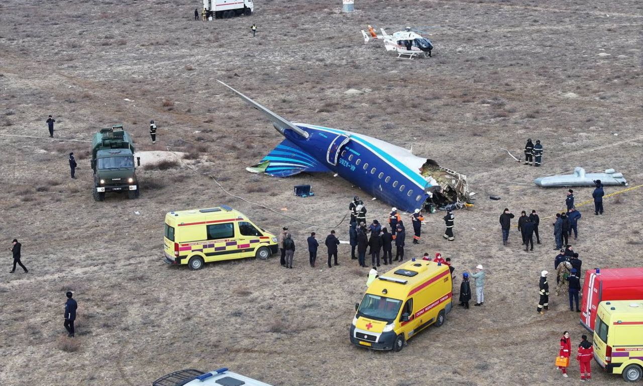 فڕۆکەیەکی هێڵی ئازەربایجان لە کازاخستان بە 72 سەرنشینەوە کەوتەخوارەوە