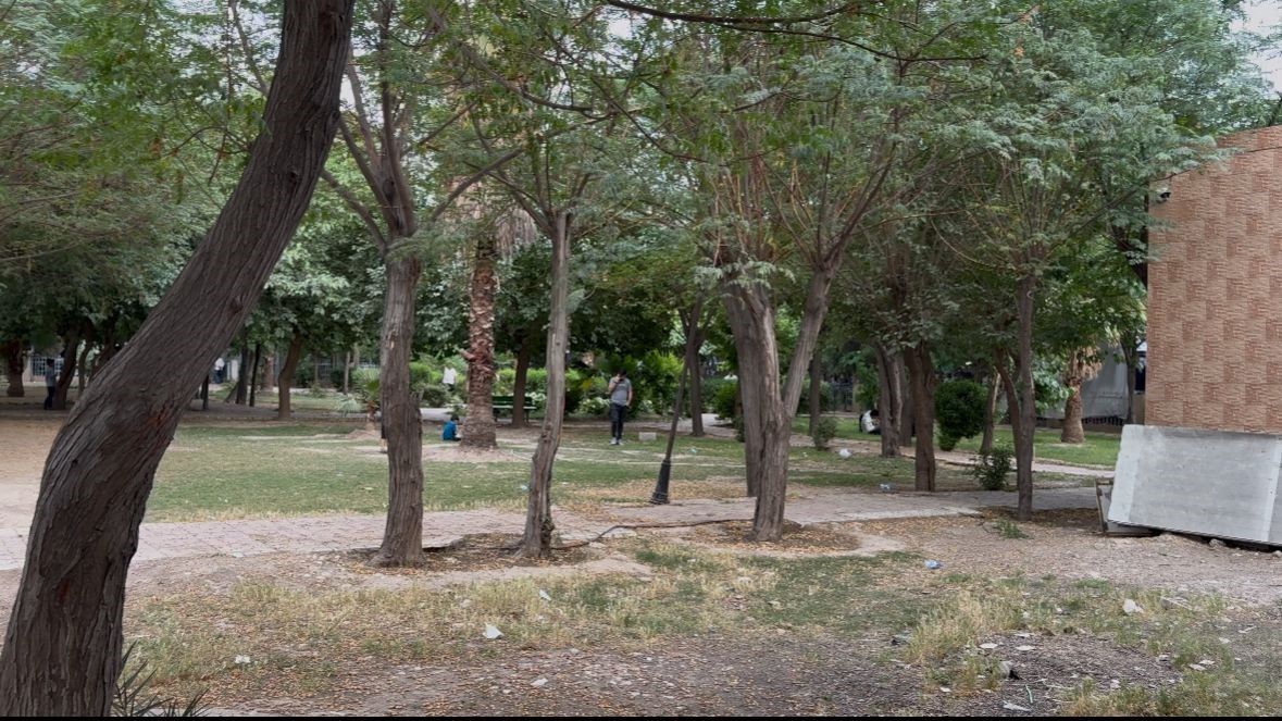 دوای ڕاپۆرتێکی ئاڤا پارکێکی هەولێر لە زبڵ و خاشاک پاک دەکرێتەوە