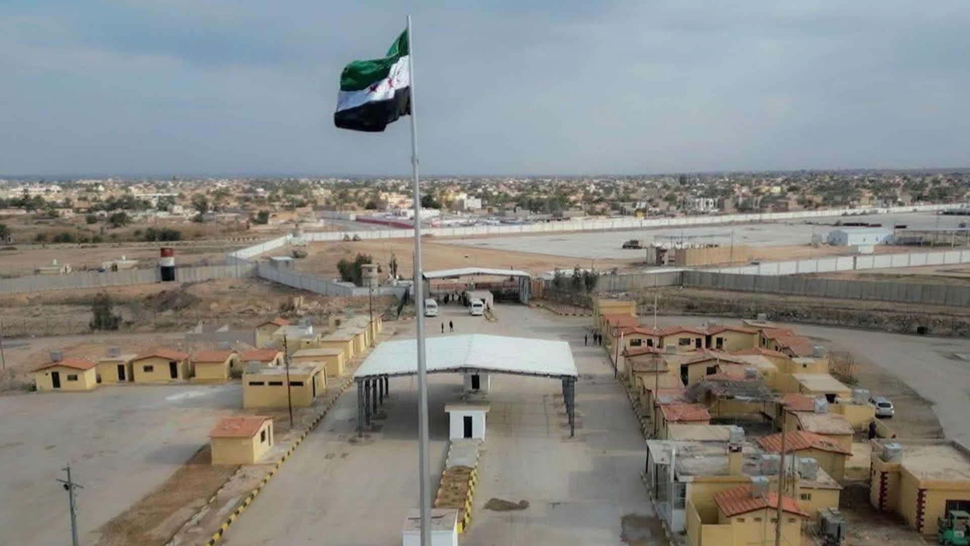 سووریا کردنەوەی دەروازەی ئەلبوکەمال بەڕووی عێراق ڕادەگەیێنێت