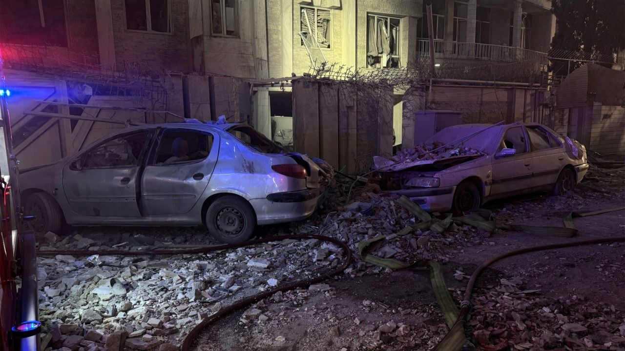 ئیسرائیل سنووری باشوور و ڕۆژ‌هەڵاتی کوردستان بۆردوومان دەکات: پێنج کەس کوژراون