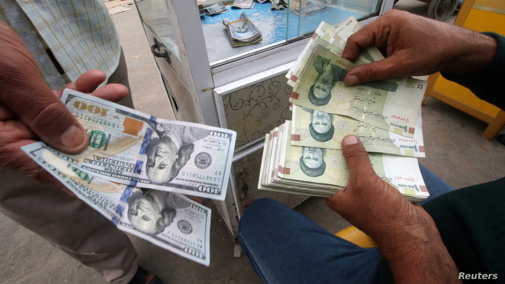 بەهای تومەنی ئێرانی بەرامبەر دۆلار بەردەوامە لە دابەزین