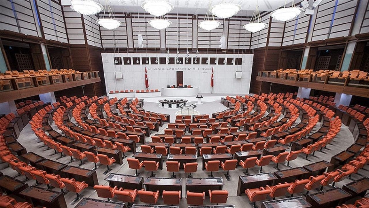 سەرۆکی هەواڵگریی تورکیا بۆ پرۆسەی ئاشتی سەردانی پارتەکان دەکات