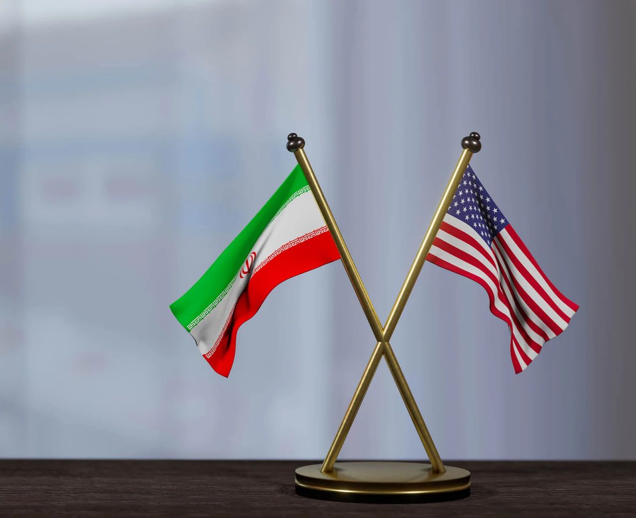 ئەمریکا بە فارسی هۆشداریی بە هاووڵاتیانی دەدات: مەچن بۆ ئێران، مەترسیی دەستگیرکردنتان هەیە