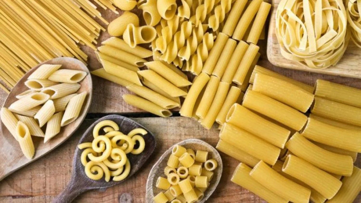 عێراق بە سەدان ملیۆن دۆلار مەعکەرۆنی و نیشاستە لە سعوودیە هاوردە دەکات