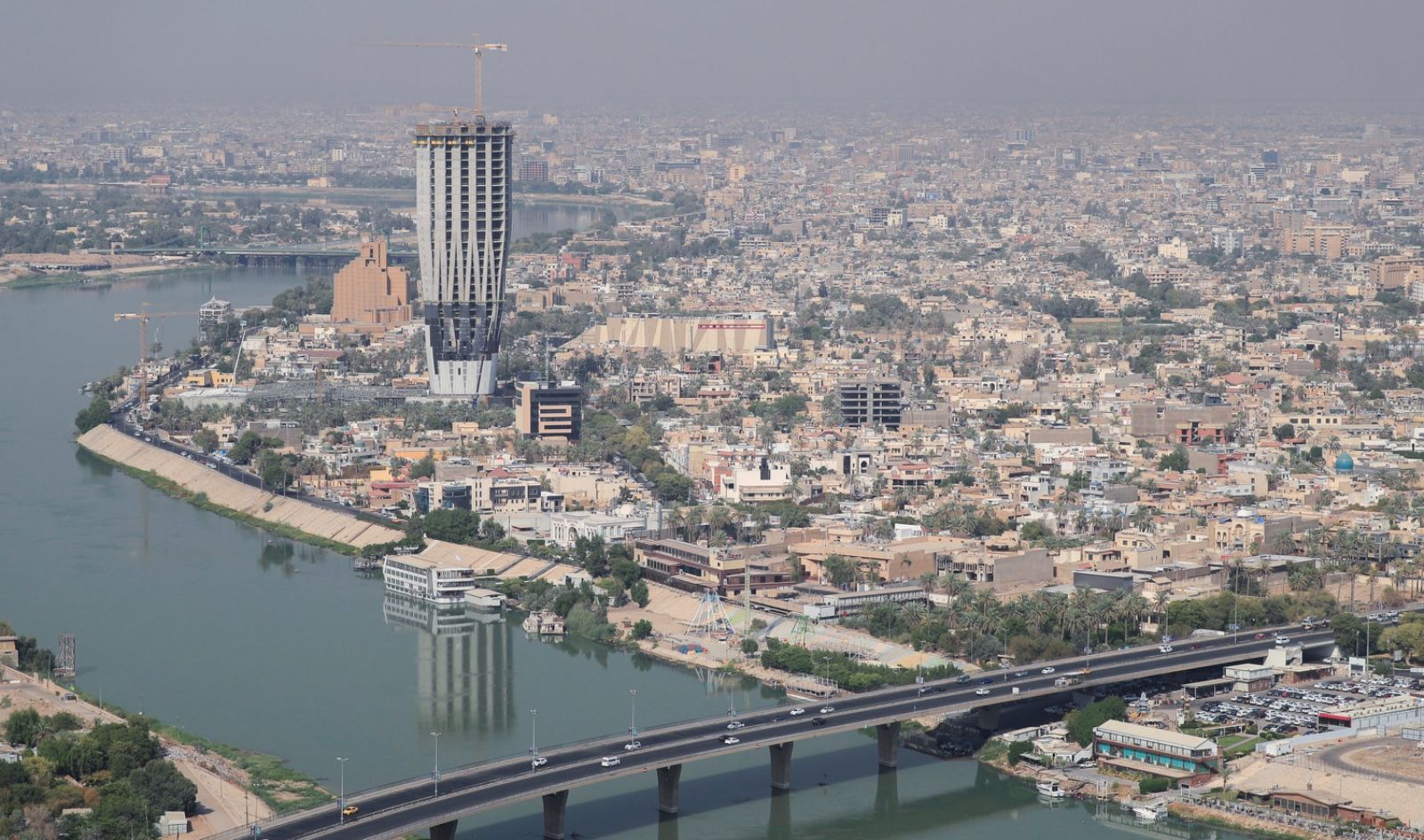 ئەمڕۆ بەغدا گەرمترین پلەی گەرمای وەرزی بەهاری دەبێت